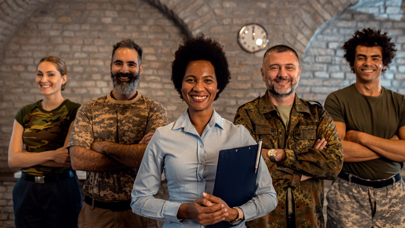 Why Choose Peoples Bank & Trust Co. as Your VA Loan Mortgage Lender? Peoples Bank & Trust Co. team assisting veterans with VA loans
