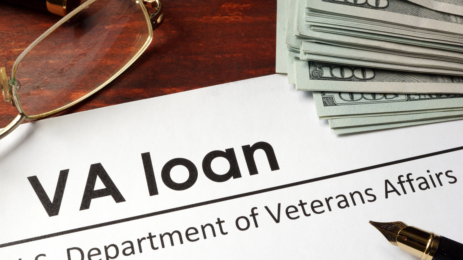 What to Look for in a VA Loan Mortgage Lender Peoples Bank & Trust Co. team assisting veterans with VA loans